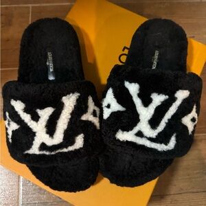 Louis Vuitton Black and White Plush Slippers